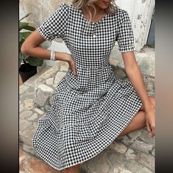 Classic Gingham Plaid Puff Sleeve Ruffle Hem Dress - Picture 6 of 6